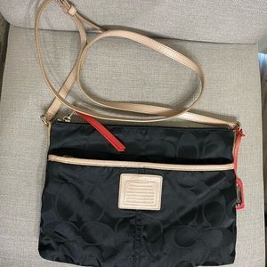 Preloved Coach crossbody bag